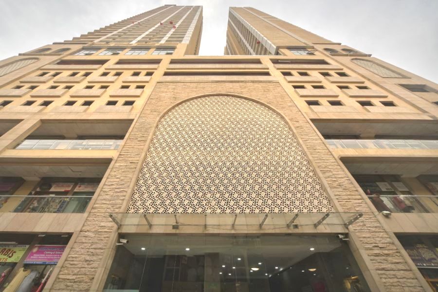 Revitalising historic neighbourhoods:  A closer look the Bhendi Bazaar Redevelopment Project